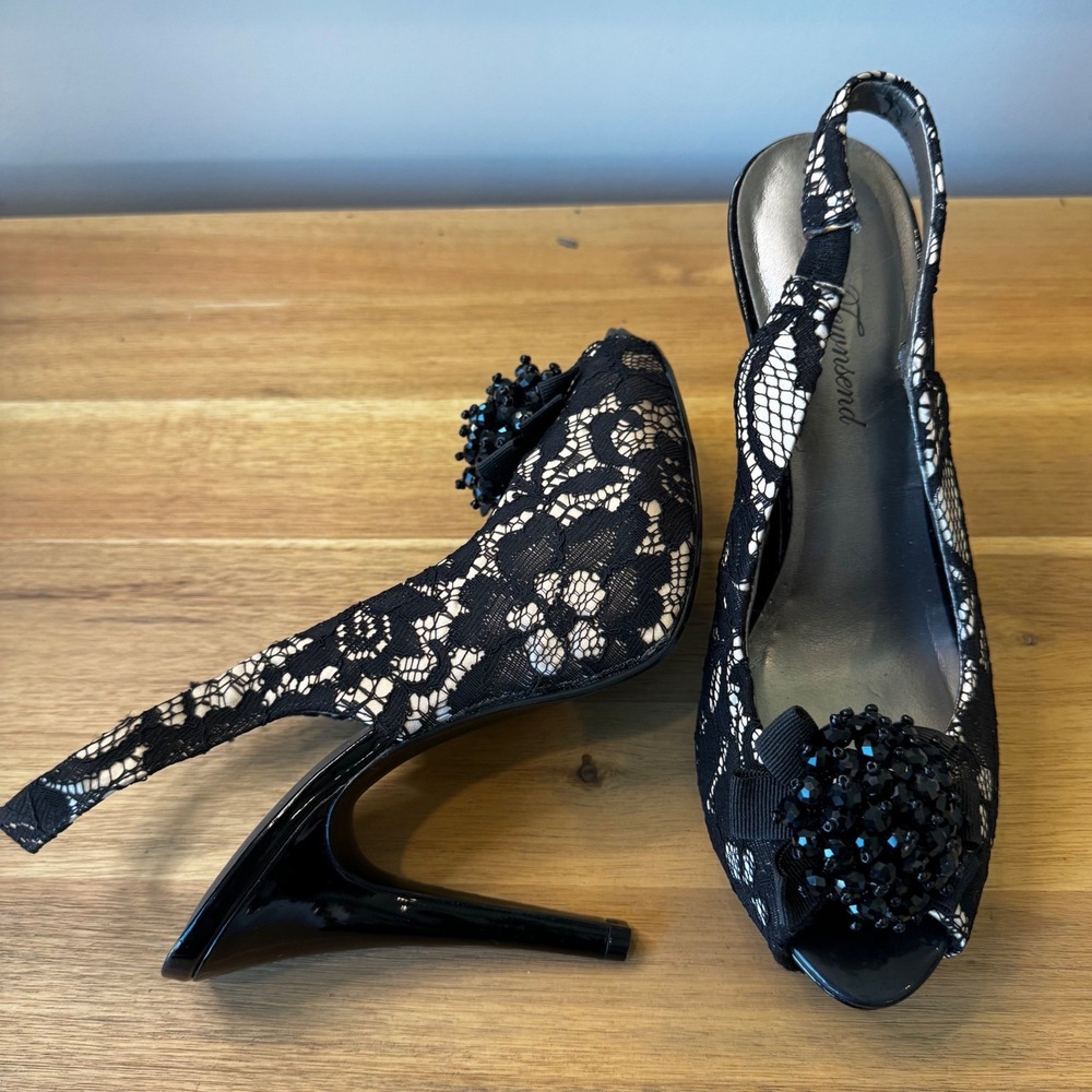 Lulu Townsend Women 7.5 Black Lace‎ Peep Toe Slingback Heels Beaded Flower